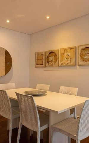 Apartamento para alugar com 135m², 3 quartos e 3 vagas Apartamento para alugar com 135m², 3 quartos e 3 vagasSala de jantar