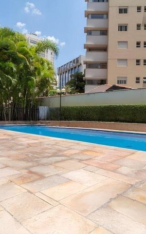 Apartamento para alugar com 135m², 3 quartos e 3 vagas Apartamento para alugar com 135m², 3 quartos e 3 vagasPiscina