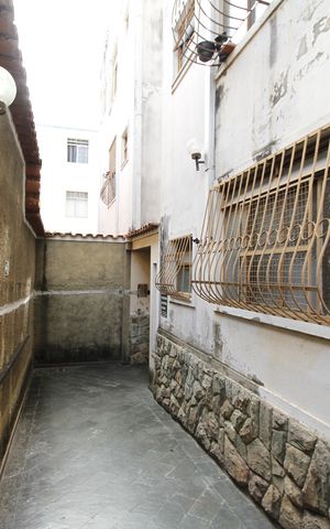 Apartamento para alugar com 180m², 5 quartos e 1 vagaEntrada