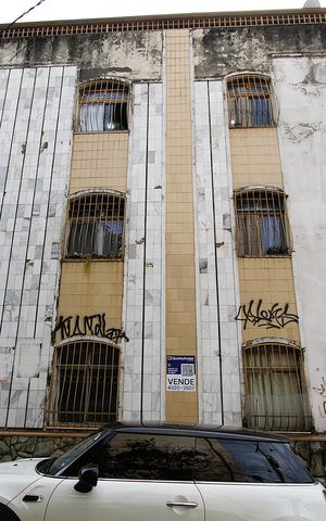 Apartamento para alugar com 180m², 5 quartos e 1 vagaFachada