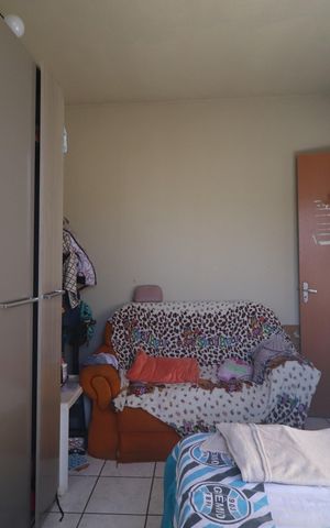Apartamento à venda com 51m², 2 quartos e 1 vagaQuarto 02