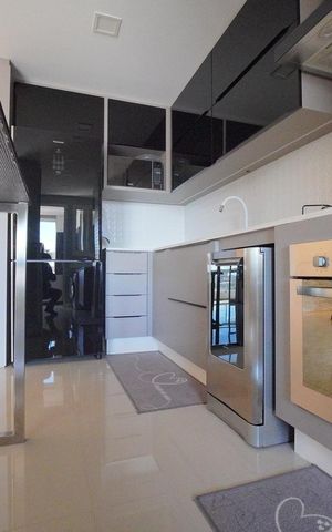 Apartamento para alugar com 117m², 3 quartos e 2 vagasCozinha