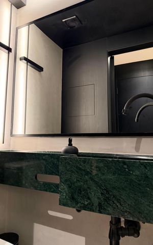 Apartamento à venda com 130m², 3 quartos e 3 vagas Apartamento à venda com 130m², 3 quartos e 3 vagasCozinha