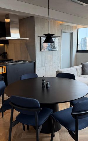 Apartamento à venda com 130m², 3 quartos e 3 vagas Apartamento à venda com 130m², 3 quartos e 3 vagasSala