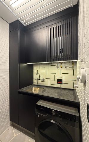Apartamento à venda com 130m², 3 quartos e 3 vagas Apartamento à venda com 130m², 3 quartos e 3 vagasÁrea de serviço