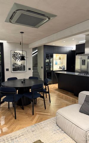 Apartamento à venda com 130m², 3 quartos e 3 vagas Apartamento à venda com 130m², 3 quartos e 3 vagasCozinha