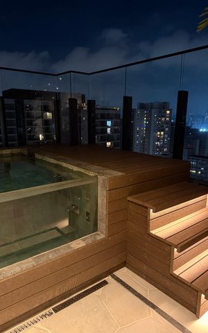 Apartamento à venda com 130m², 3 quartos e 3 vagas Apartamento à venda com 130m², 3 quartos e 3 vagasVaranda
