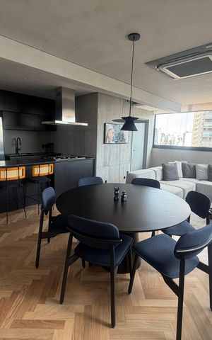 Apartamento à venda com 130m², 3 quartos e 3 vagas Apartamento à venda com 130m², 3 quartos e 3 vagasSala