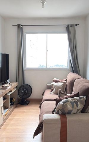 Apartamento à venda com 43m², 2 quartos e 1 vaga Apartamento à venda com 43m², 2 quartos e 1 vagaSala