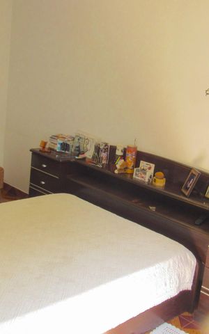 Casa à venda com 231m², 3 quartos e 2 vagasQuarto 2