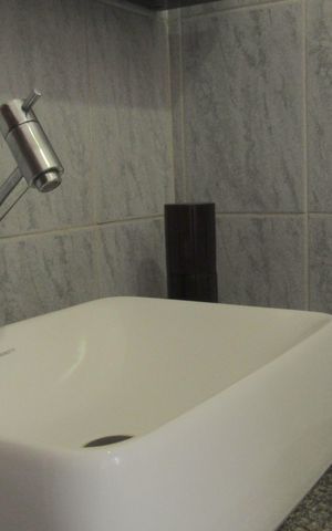 Casa à venda com 231m², 3 quartos e 2 vagasBanheiro 2