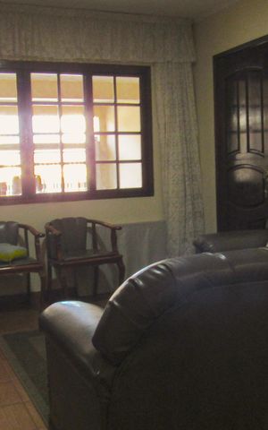 Casa à venda com 231m², 3 quartos e 2 vagasSala