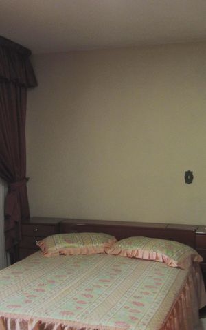 Casa à venda com 231m², 3 quartos e 2 vagasSuíte
