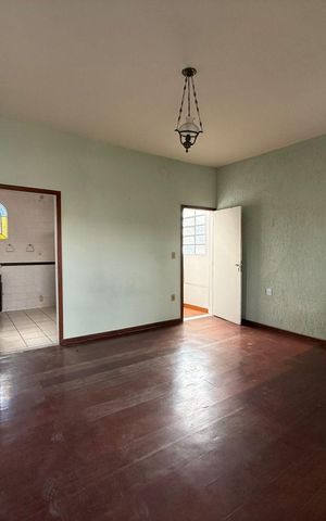 Casa à venda com 222m², 3 quartos e 2 vagas Casa à venda com 222m², 3 quartos e 2 vagasSuíte