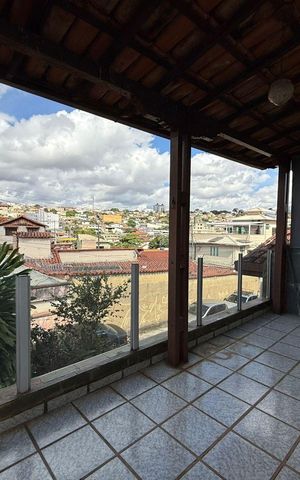 Casa à venda com 222m², 3 quartos e 2 vagas Casa à venda com 222m², 3 quartos e 2 vagasÁrea comum