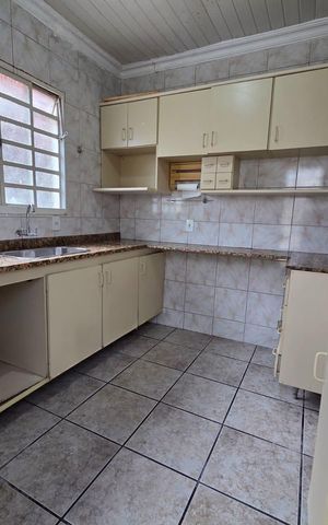 Casa à venda com 222m², 3 quartos e 2 vagas Casa à venda com 222m², 3 quartos e 2 vagasCozinha