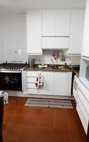 Apartamento à venda com 198m², 4 quartos e 2 vagasCozinha