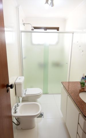 Apartamento à venda com 198m², 4 quartos e 2 vagasBanheiro Social