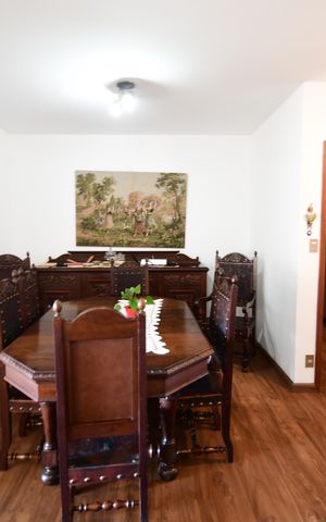 Apartamento à venda com 198m², 4 quartos e 2 vagasSala