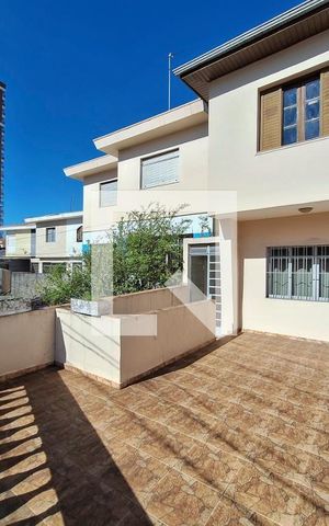 Casa à venda com 130m², 2 quartos e 1 vaga