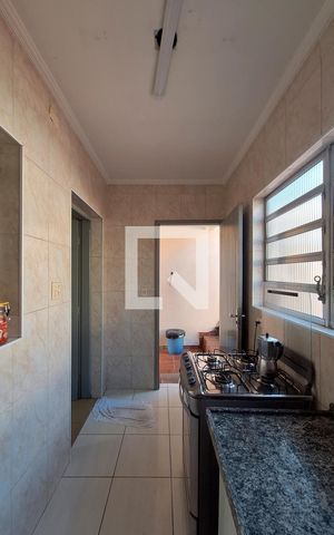 Casa à venda com 130m², 2 quartos e 1 vaga