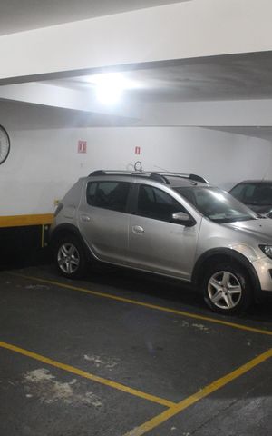 Apartamento à venda com 76m², 2 quartos e 1 vaga Apartamento à venda com 76m², 2 quartos e 1 vagaGaragem