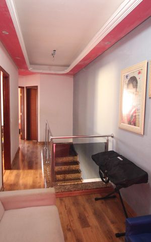 Casa à venda com 305m², 3 quartos e 2 vagasSala 2