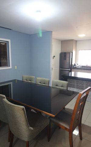 Casa à venda com 305m², 3 quartos e 2 vagasCopa