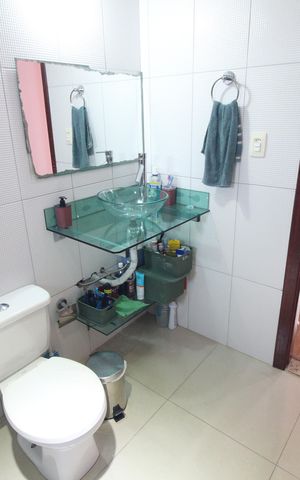 Casa à venda com 305m², 3 quartos e 2 vagasSuite Quarto 1