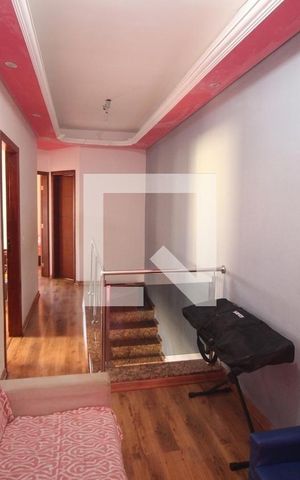 Casa à venda com 305m², 3 quartos e 2 vagas Casa à venda com 305m², 3 quartos e 2 vagasSala 2
