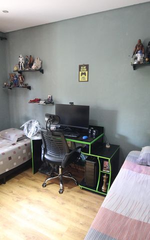 Casa à venda com 305m², 3 quartos e 2 vagasQuarto 2