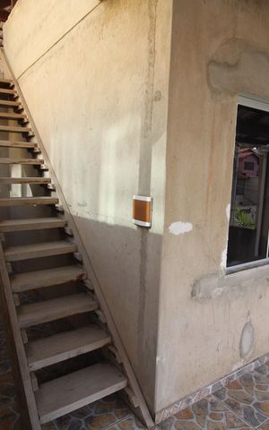 Casa à venda com 305m², 3 quartos e 2 vagasVaranda