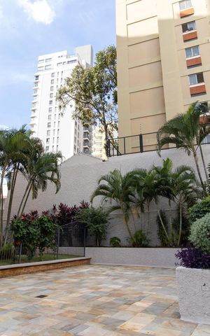 Apartamento à venda com 193m², 5 quartos e 2 vagas