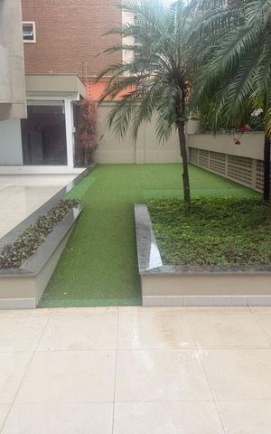 Apartamento à venda com 136m², 3 quartos e 2 vagas Apartamento à venda com 136m², 3 quartos e 2 vagasÁrea externa