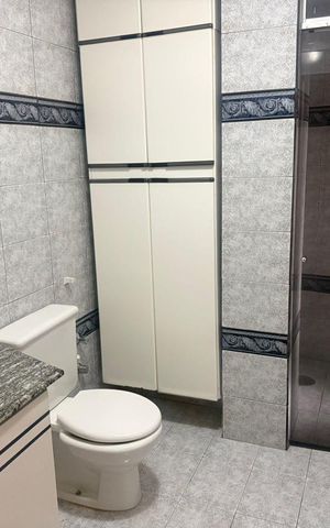 Apartamento à venda com 136m², 3 quartos e 2 vagas Apartamento à venda com 136m², 3 quartos e 2 vagasBanheiro