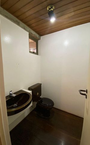 Apartamento à venda com 136m², 3 quartos e 2 vagas Apartamento à venda com 136m², 3 quartos e 2 vagasBanheiro