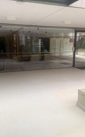 Apartamento à venda com 136m², 3 quartos e 2 vagas Apartamento à venda com 136m², 3 quartos e 2 vagasÁrea externa
