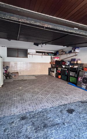 Apartamento à venda com 221m², 3 quartos e 4 vagas Apartamento à venda com 221m², 3 quartos e 4 vagasGaragem privativa