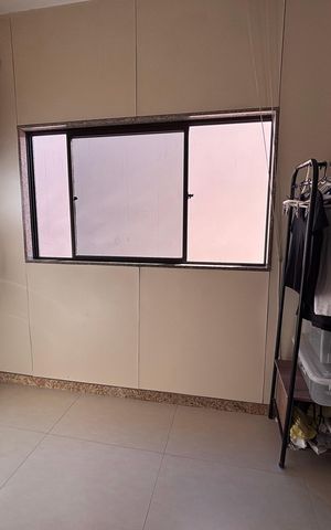 Apartamento à venda com 221m², 3 quartos e 4 vagas Apartamento à venda com 221m², 3 quartos e 4 vagasÁrea de Serviço