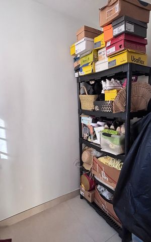 Apartamento à venda com 221m², 3 quartos e 4 vagas Apartamento à venda com 221m², 3 quartos e 4 vagasQuarto de Serviço