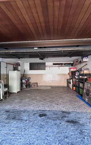 Apartamento à venda com 221m², 3 quartos e 4 vagas Apartamento à venda com 221m², 3 quartos e 4 vagasGaragem privativa