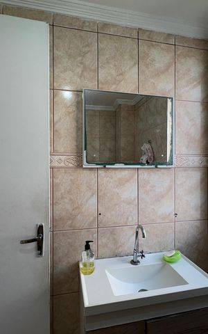 Apartamento à venda com 49m², 2 quartos e 1 vaga Apartamento à venda com 49m², 2 quartos e 1 vagaBanheiro