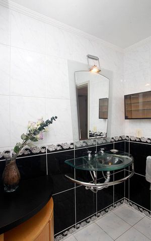 Apartamento à venda com 110m², 3 quartos e 1 vagaBanheiro 2