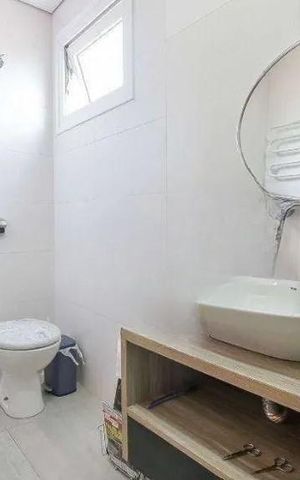 Casa para alugar com 389m², 3 quartos e 4 vagasBanheiro 1