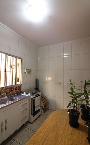 Casa à venda com 182m², 4 quartos e 2 vagasCozinha Edícula 