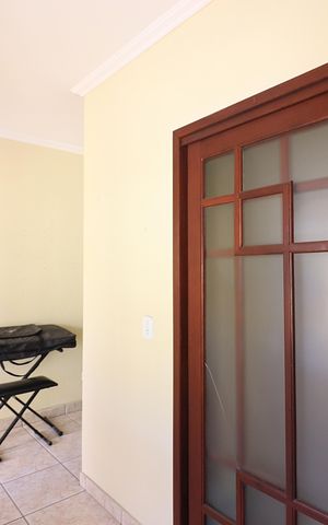 Casa à venda com 182m², 4 quartos e 2 vagasSala Edícula 