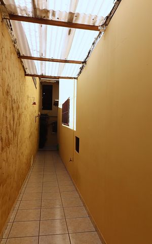 Casa à venda com 182m², 4 quartos e 2 vagasCorredor