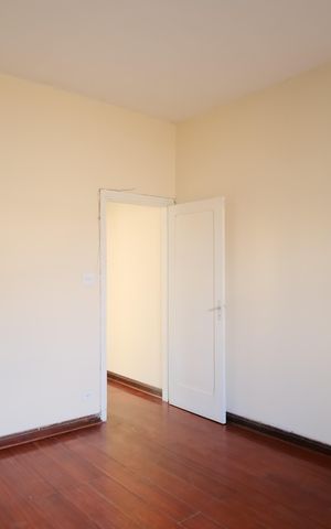 Casa à venda com 96m², 2 quartos e sem vagaQuarto 2