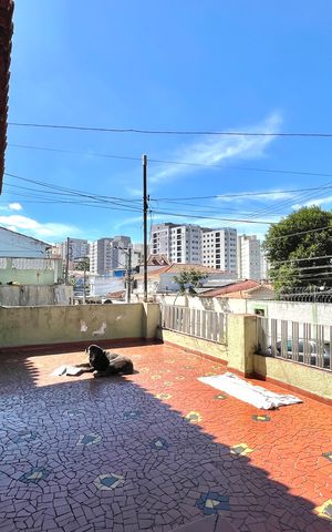 Casa para alugar com 170m², 3 quartos e 2 vagas Casa para alugar com 170m², 3 quartos e 2 vagasÁrea externa