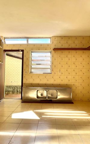 Casa para alugar com 170m², 3 quartos e 2 vagas Casa para alugar com 170m², 3 quartos e 2 vagasCozinha